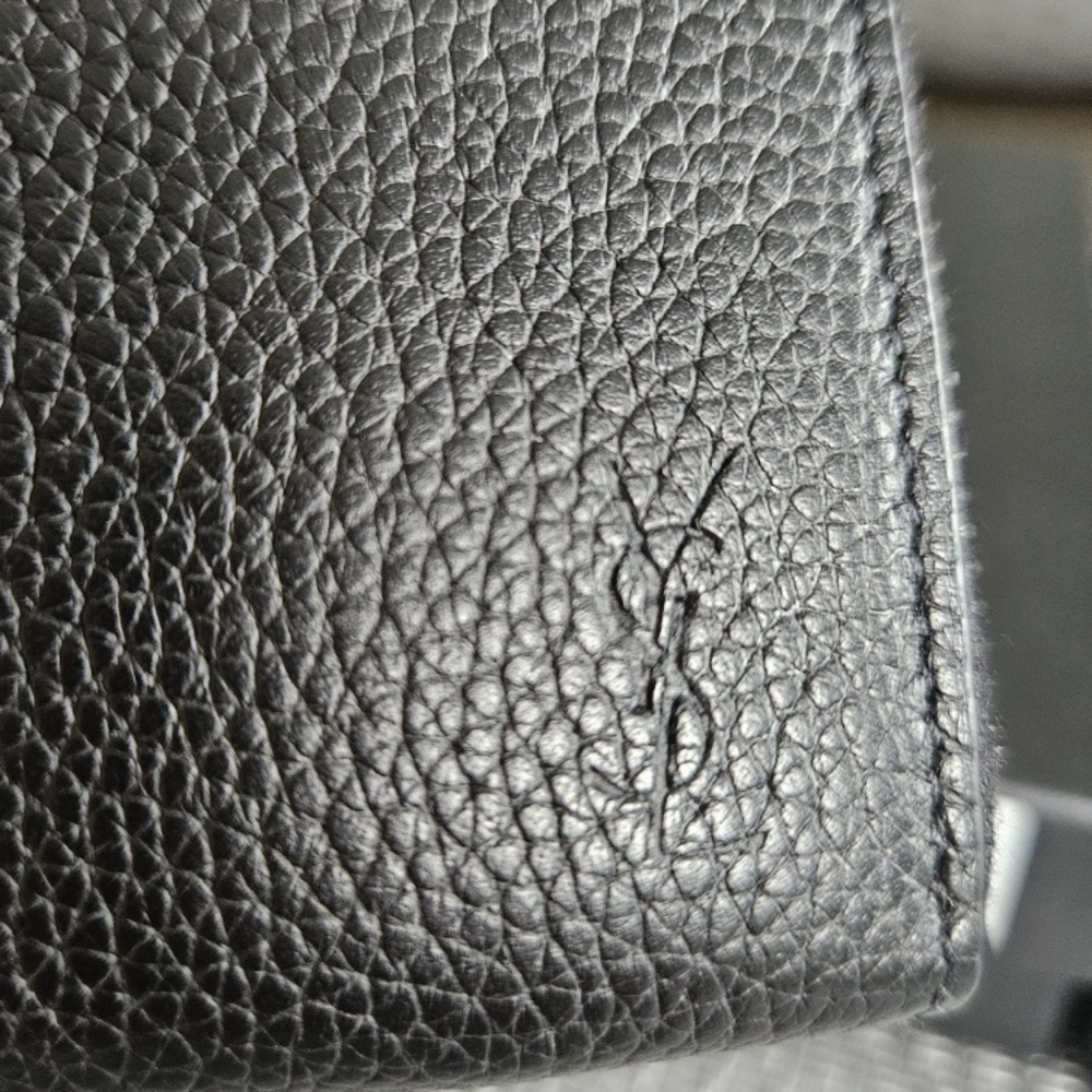 EUC YSL All Inclusive Grain De Poudre Zip Around Wallet - Picture 13 of 14